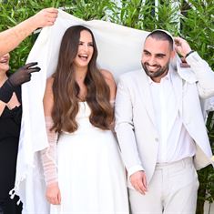 מהי הסיבה הכי טובה להתחתן? אם הוא גורם לך להרגיש הכי אהובה בעולם.